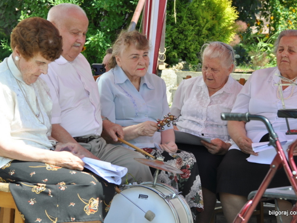 Powitanie lata w cygańskich klimatach (FOTO)