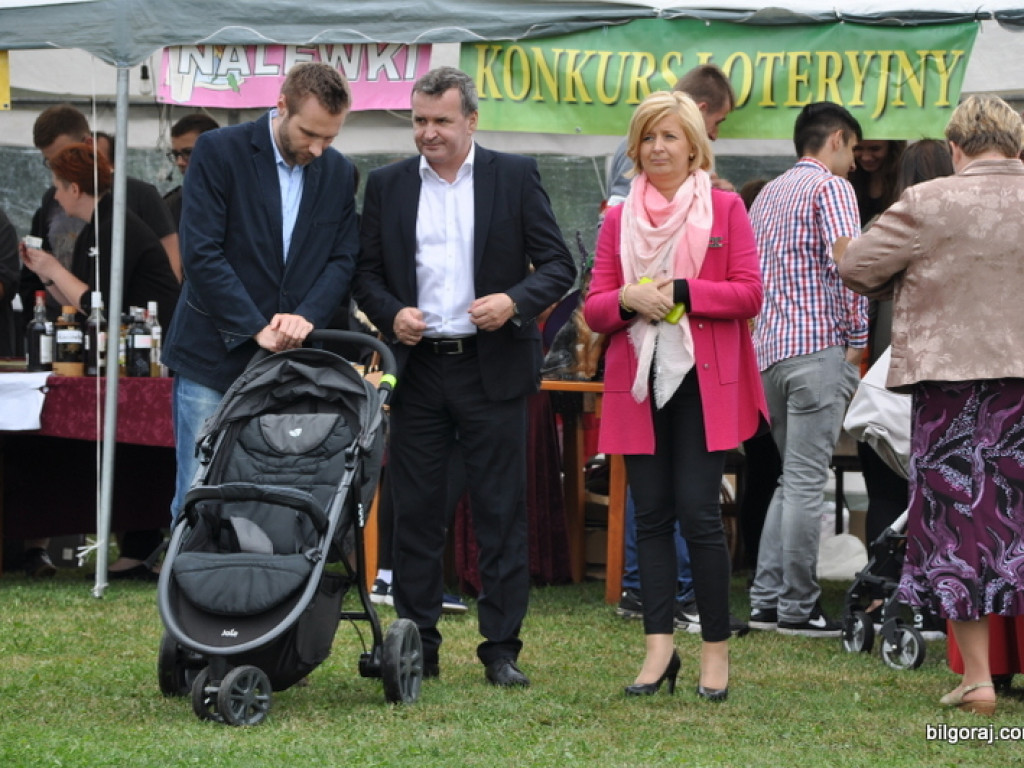 Festyn rodzinny w Gromadzie (FOTO)