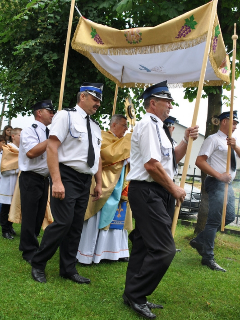 Jubileusz 10-lecie parafii w Gromadzie (FOTO)