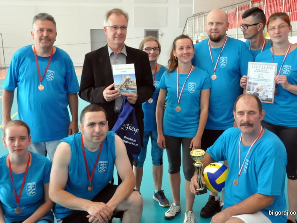 Siatkarski turniej osób głuchoniemych (FOTO, WYNIKI)