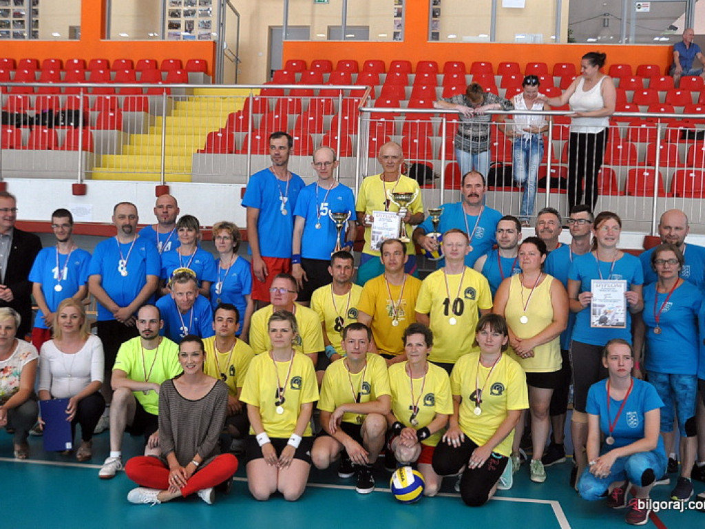 Siatkarski turniej osób głuchoniemych (FOTO, WYNIKI)