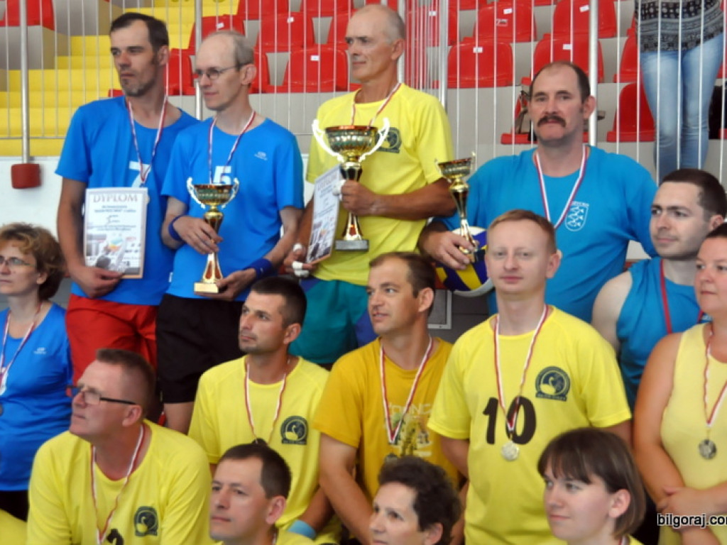 Siatkarski turniej osób głuchoniemych (FOTO, WYNIKI)