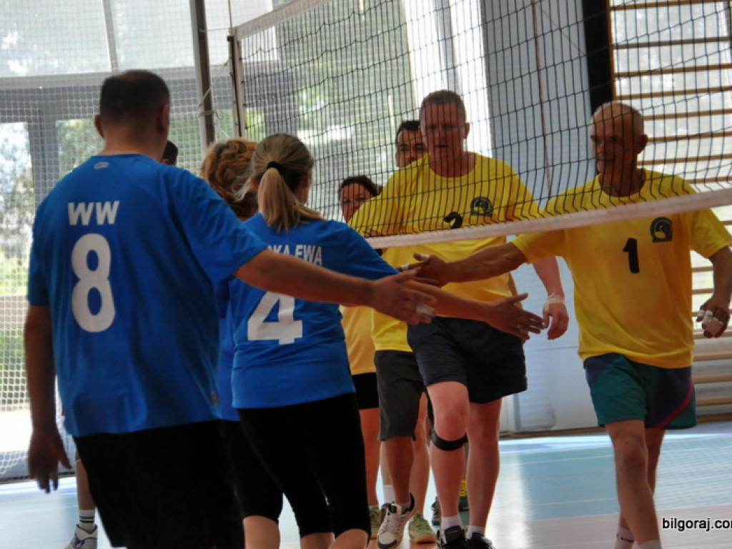Siatkarski turniej osób głuchoniemych (FOTO, WYNIKI)