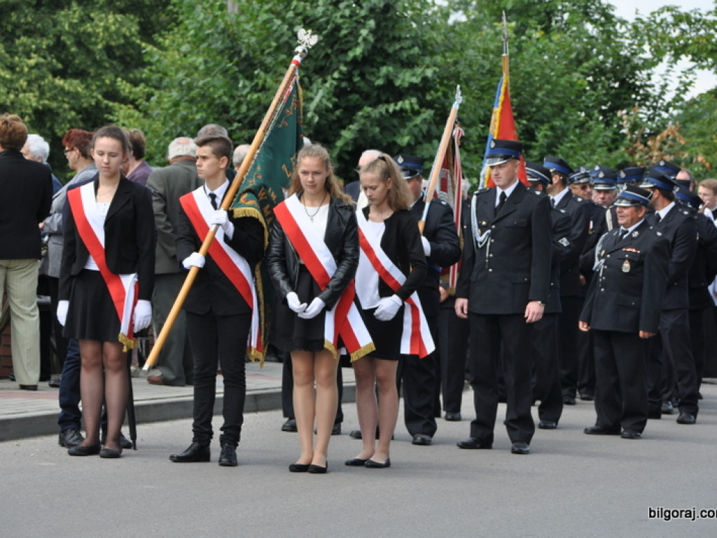 Pogrzeb ks. kanonika Zdzisława Leśnowolskiego (FOTO)