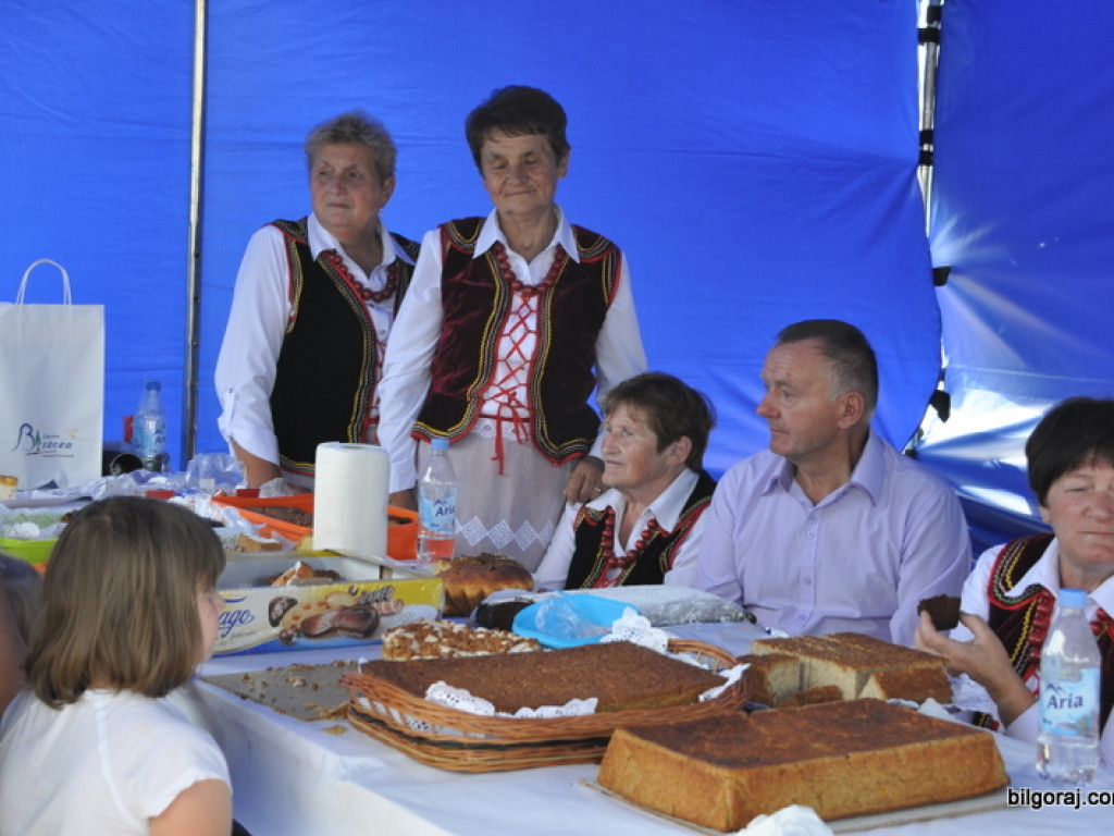 Biszcza: XII Dzień Miodu i Pieroga (FOTO)