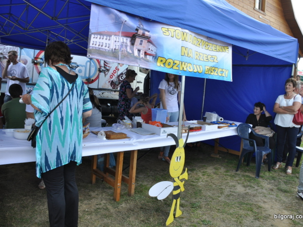 Biszcza: XII Dzień Miodu i Pieroga (FOTO)