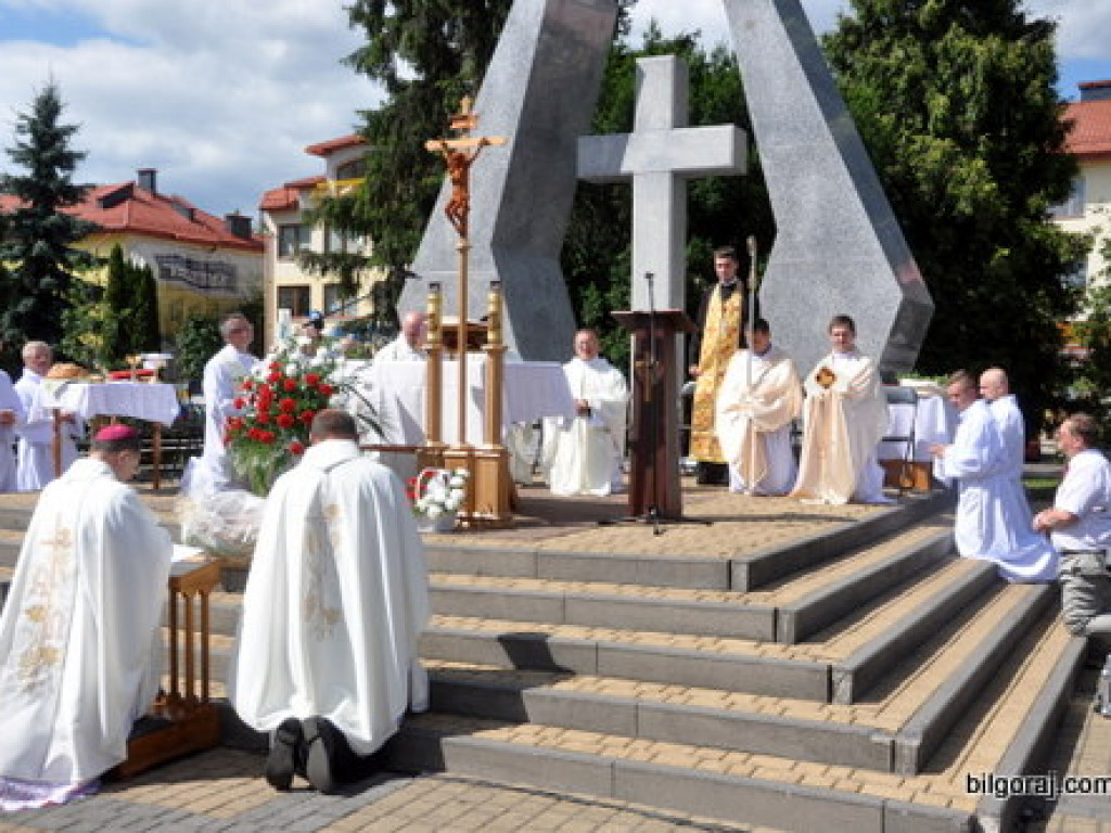 Powiatowe obchody 1050. rocznicy chrztu Polski (FOTO, VIDEO)