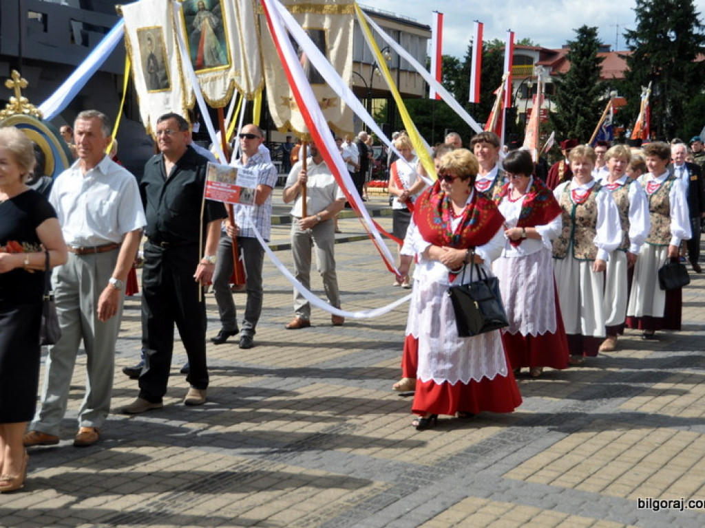 Powiatowe obchody 1050. rocznicy chrztu Polski (FOTO, VIDEO)