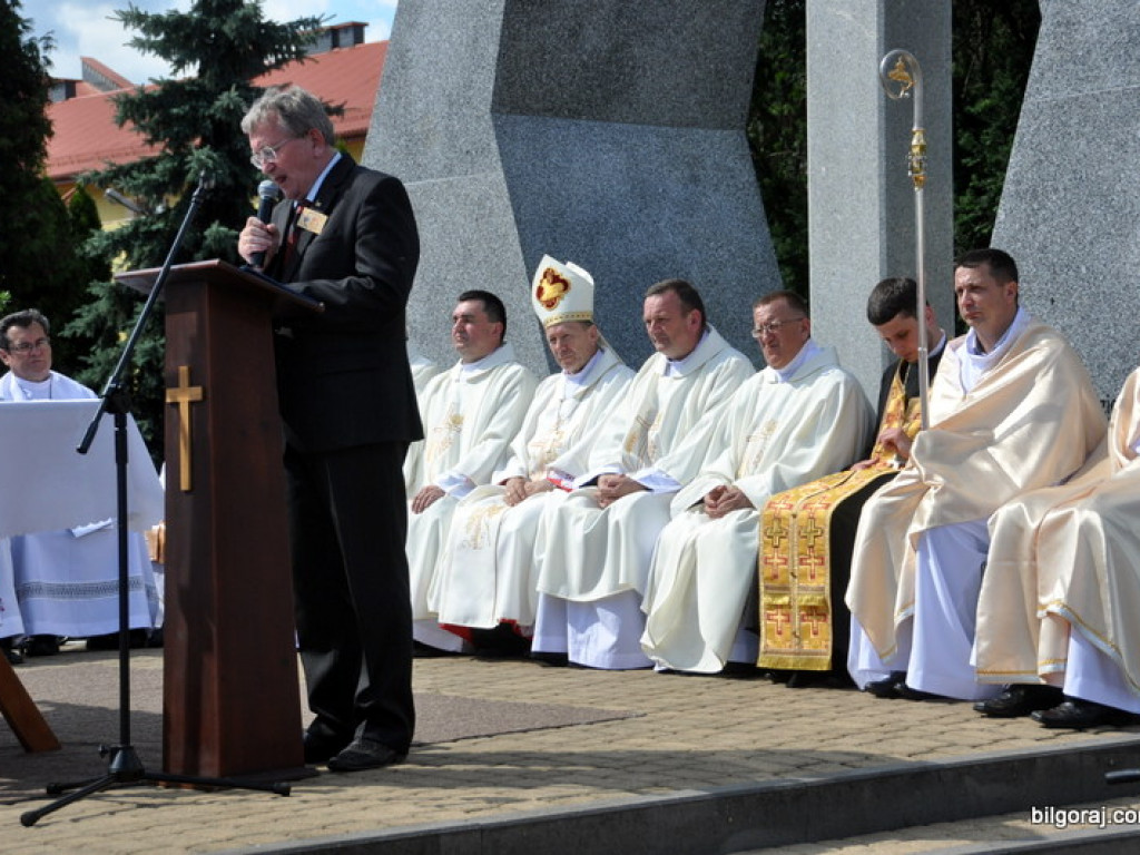 Powiatowe obchody 1050. rocznicy chrztu Polski (FOTO, VIDEO)