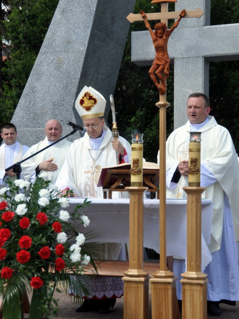 Powiatowe obchody 1050. rocznicy chrztu Polski (FOTO, VIDEO)