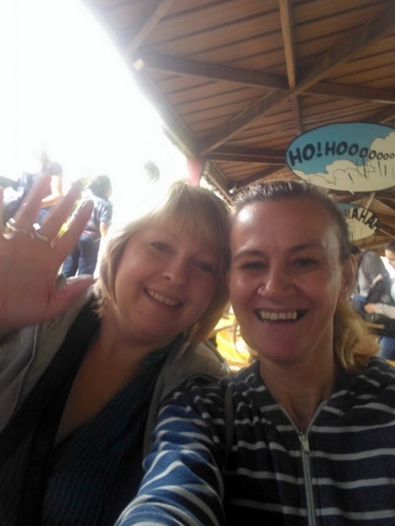 Zespoły MDK na Zjeździe Polonii w Osny pod Paryżem