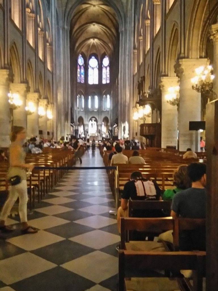 Zespoły MDK na Zjeździe Polonii w Osny pod Paryżem