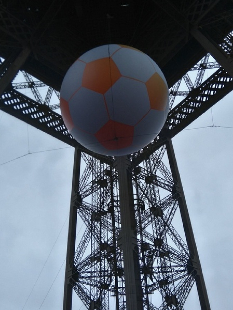 Zespoły MDK na Zjeździe Polonii w Osny pod Paryżem