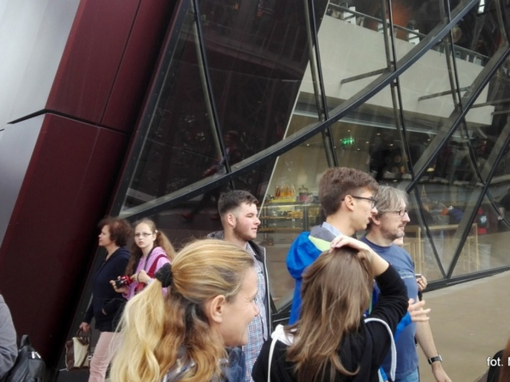 Zespoły MDK na Zjeździe Polonii w Osny pod Paryżem