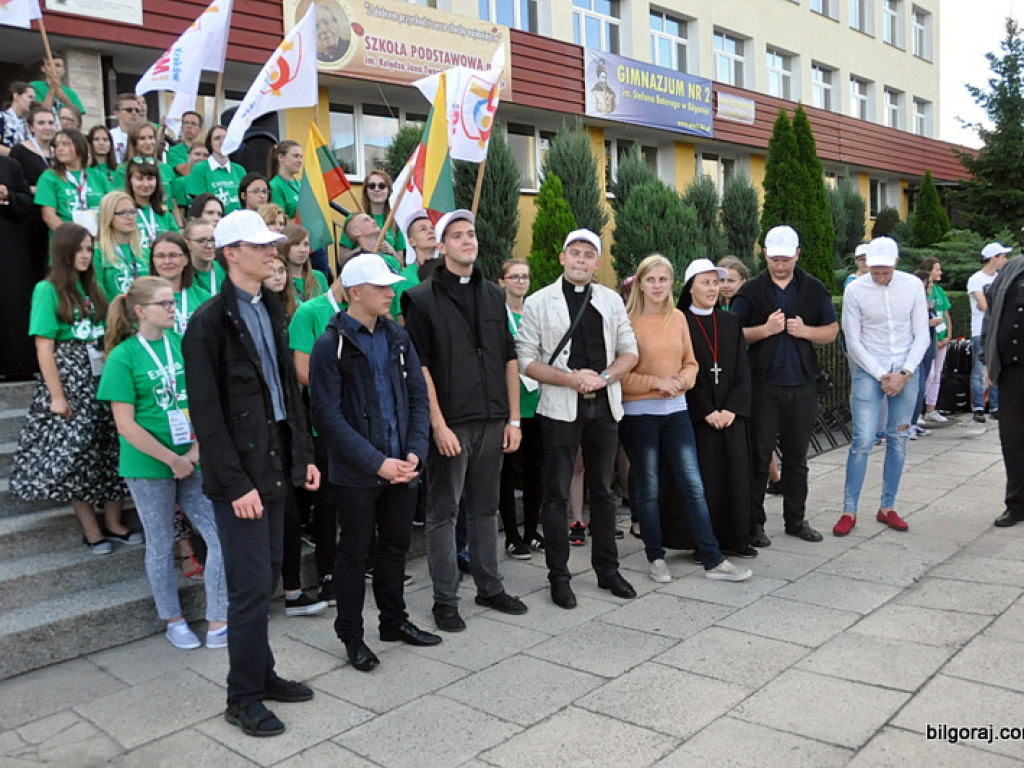 Światowe Dni Młodzieży - pielgrzymi z Litwy przybyli do Biłgoraja (FOTO)
