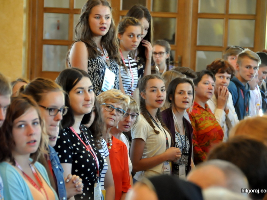 Światowe Dni Młodzieży - pielgrzymi modlili się w świątyni św. Jana Pawła II (FOTO)