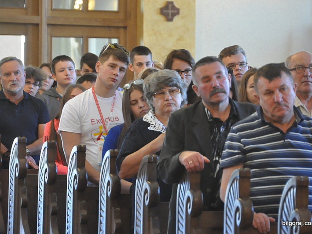 Światowe Dni Młodzieży - pielgrzymi modlili się w świątyni św. Jana Pawła II (FOTO)