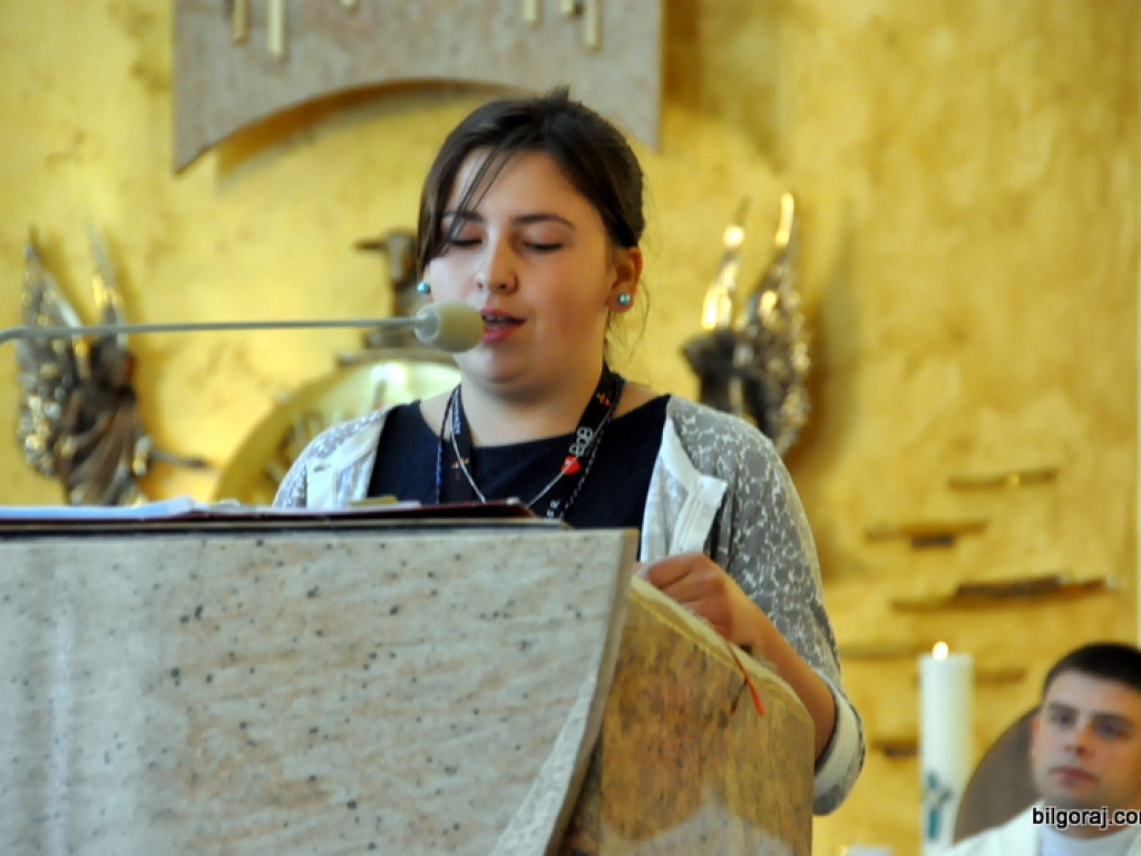 Światowe Dni Młodzieży - pielgrzymi modlili się w świątyni św. Jana Pawła II (FOTO)