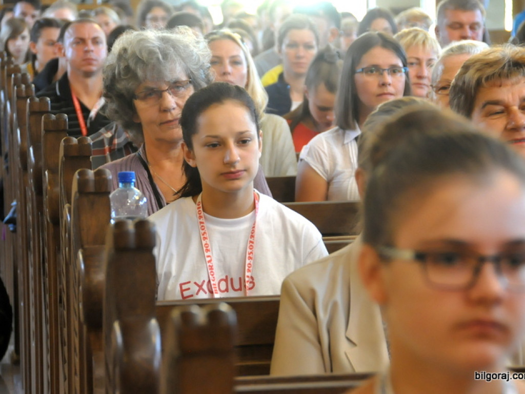 Światowe Dni Młodzieży - pielgrzymi modlili się w świątyni św. Jana Pawła II (FOTO)