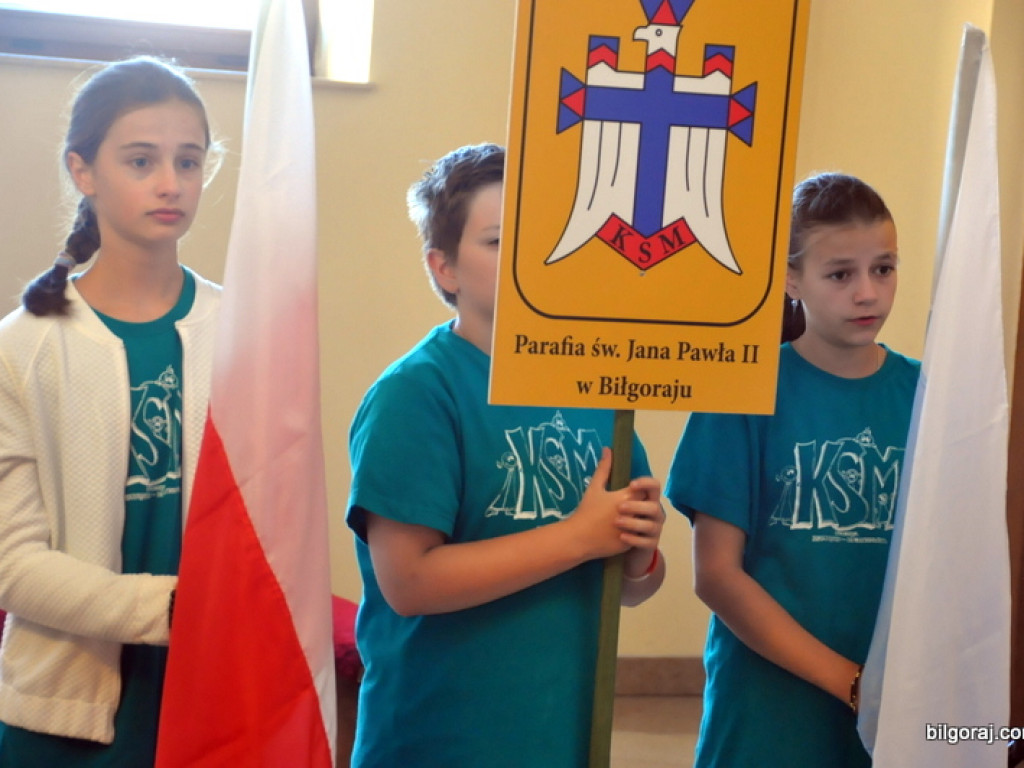 Światowe Dni Młodzieży - pielgrzymi modlili się w świątyni św. Jana Pawła II (FOTO)