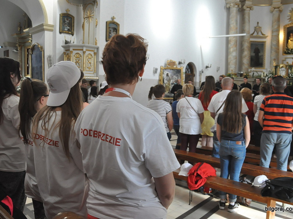 Światowe Dni Młodzieży - pielgrzymi nawiedzili sanktuarium św. Marii Magdaleny (FOTO, AUDIO)