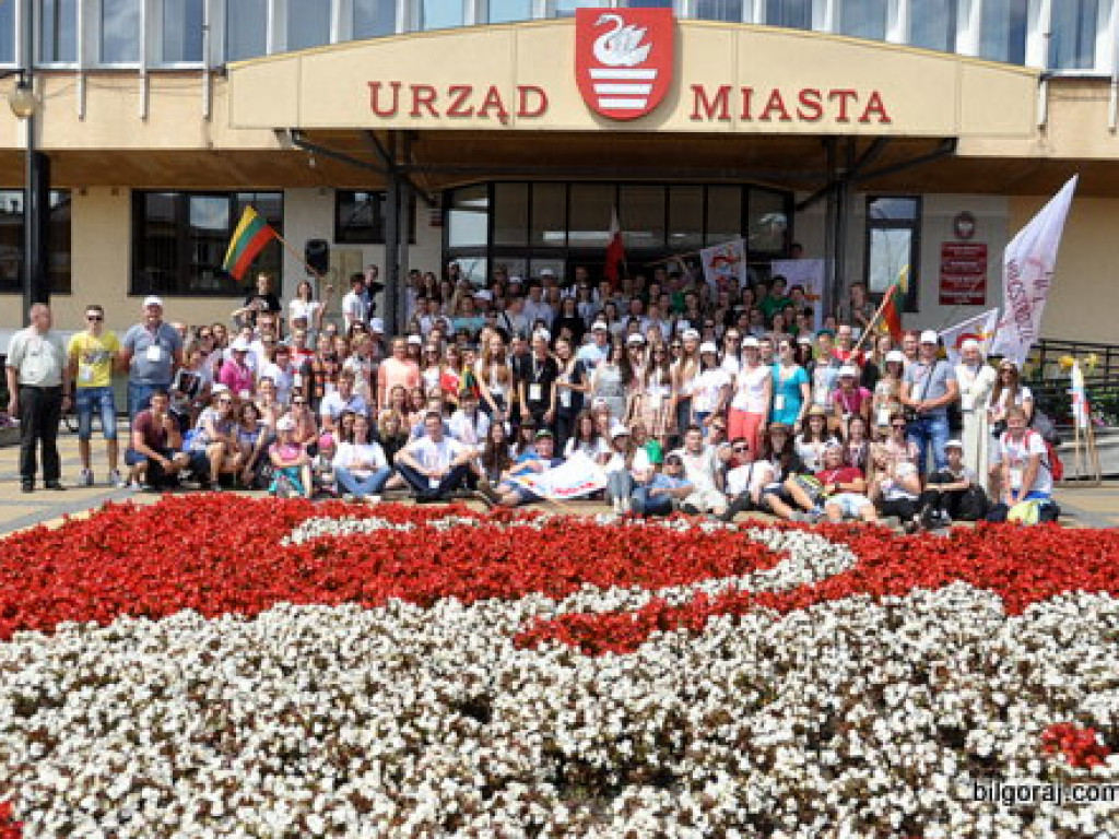 Światowe Dni Młodzieży - pożegnalna Msza u św. Jerzego i ewangelizacja przed ratuszem (FOTO)