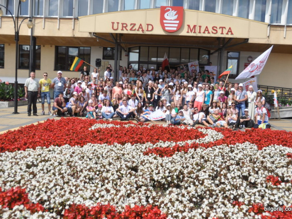 Światowe Dni Młodzieży - pożegnalna Msza u św. Jerzego i ewangelizacja przed ratuszem (FOTO)