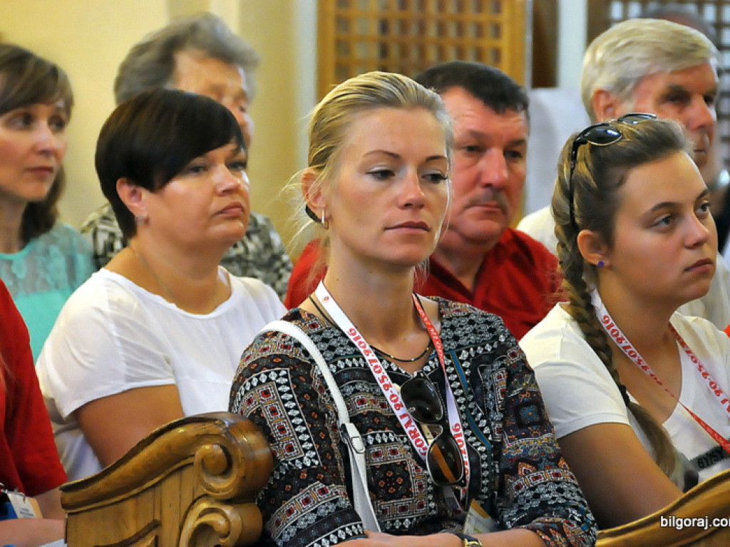 Światowe Dni Młodzieży - pożegnalna Msza u św. Jerzego i ewangelizacja przed ratuszem (FOTO)
