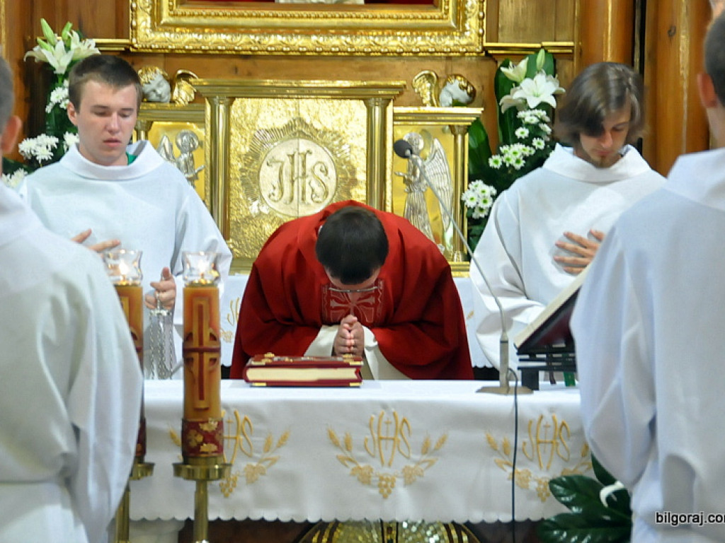 Światowe Dni Młodzieży - pożegnalna Msza u św. Jerzego i ewangelizacja przed ratuszem (FOTO)