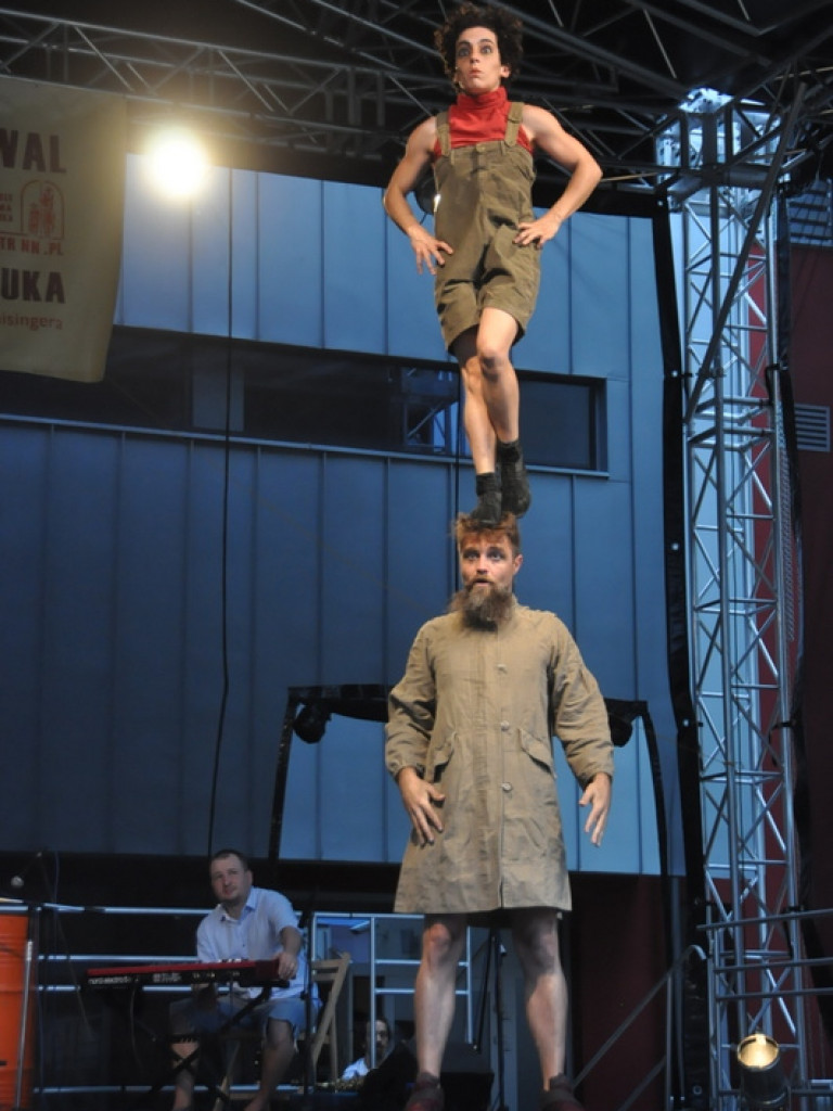 Artyści dla Singera (FOTO)