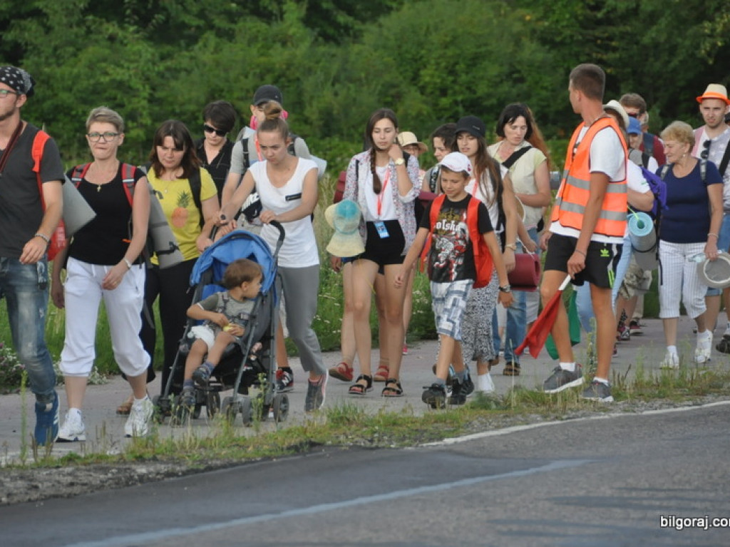 Pielgrzymi w drodze na Jasną Górę zawitali na Ziemię Biłgorajską (FOTO)