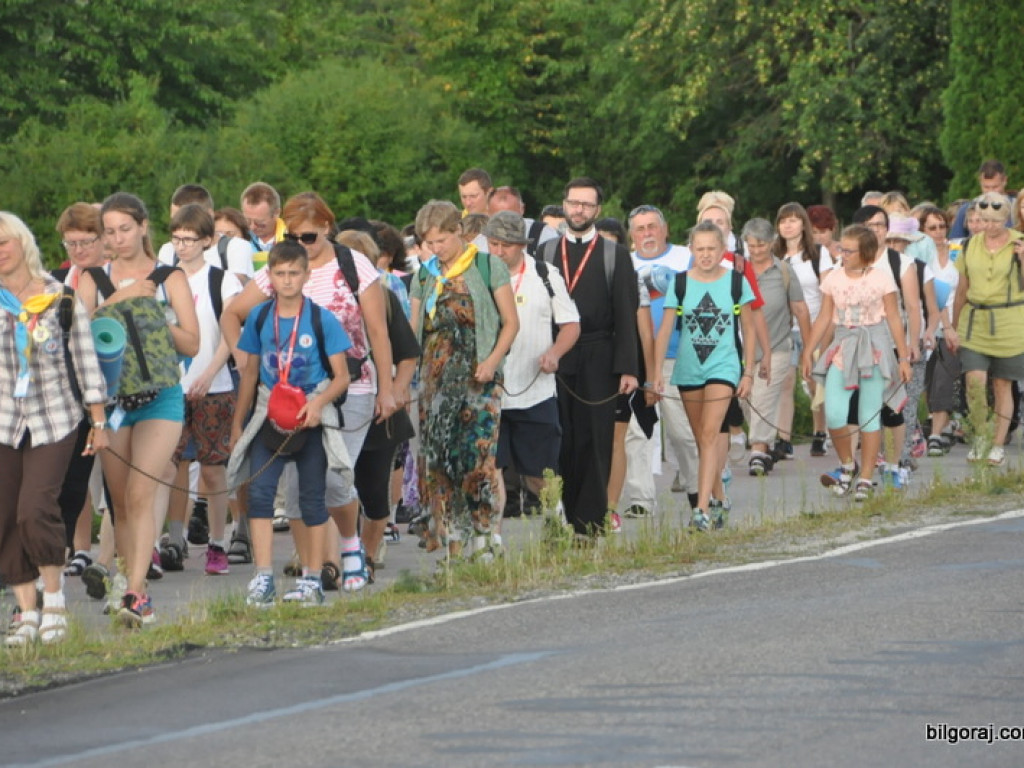 Pielgrzymi w drodze na Jasną Górę zawitali na Ziemię Biłgorajską (FOTO)