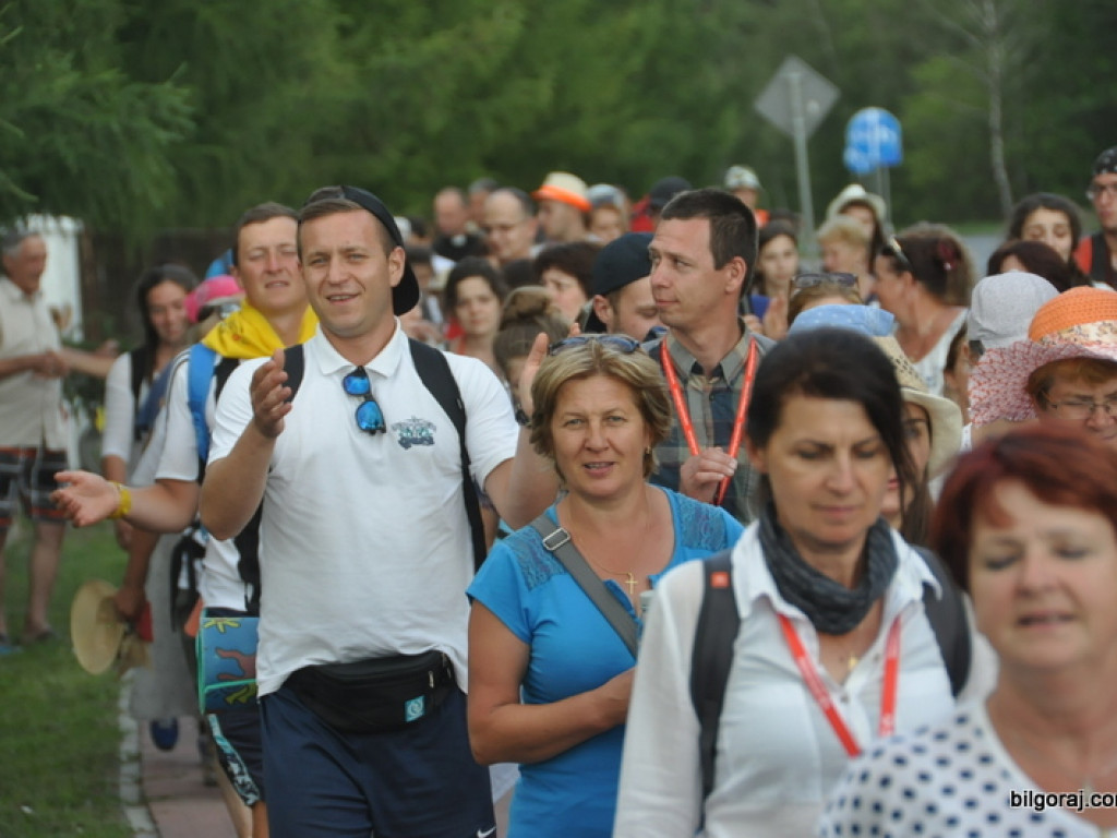 Pielgrzymi w drodze na Jasną Górę zawitali na Ziemię Biłgorajską (FOTO)