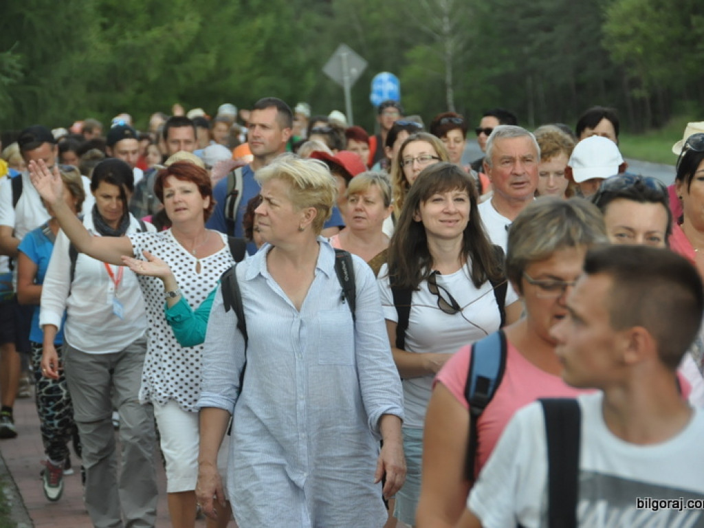 Pielgrzymi w drodze na Jasną Górę zawitali na Ziemię Biłgorajską (FOTO)