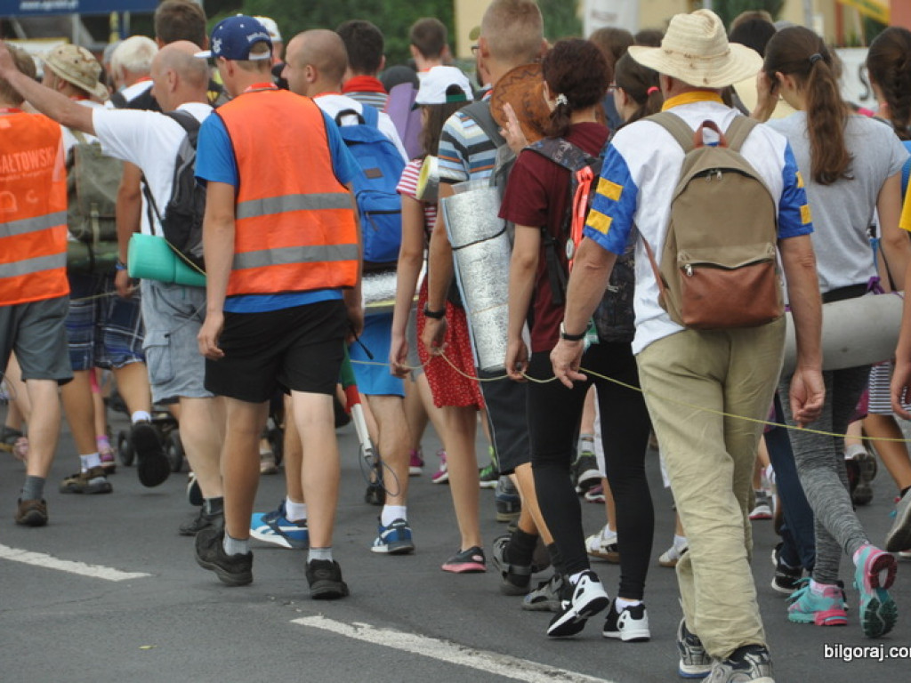 Pielgrzymi z Biłgoraja wyruszyli na pątniczy szlak do Czarnej Madonny (FOTO)