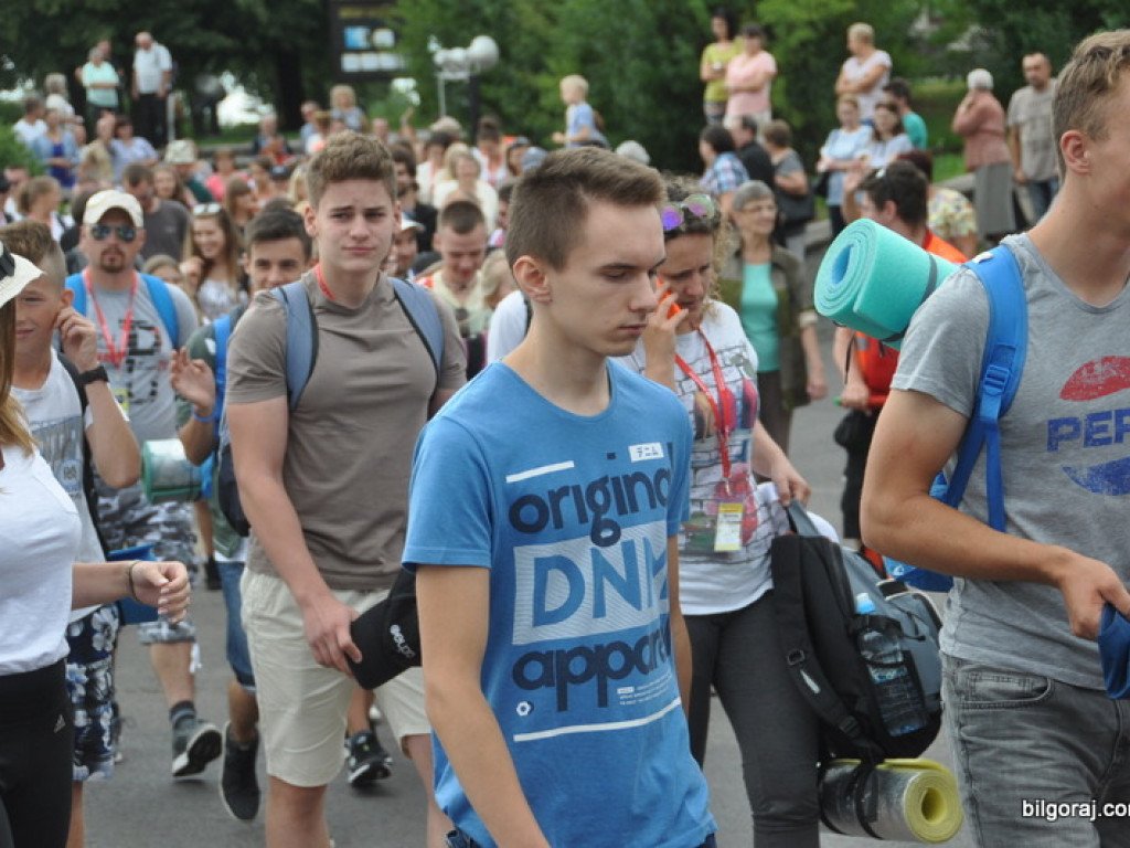 Pielgrzymi z Biłgoraja wyruszyli na pątniczy szlak do Czarnej Madonny (FOTO)