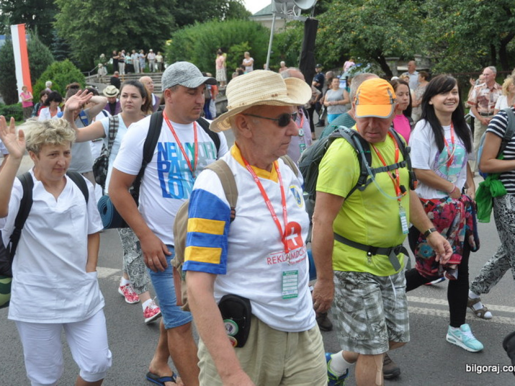 Pielgrzymi z Biłgoraja wyruszyli na pątniczy szlak do Czarnej Madonny (FOTO)