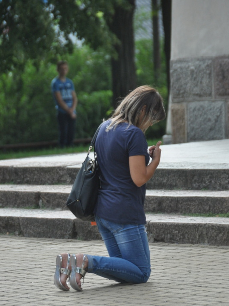 Pielgrzymi z Biłgoraja wyruszyli na pątniczy szlak do Czarnej Madonny (FOTO)