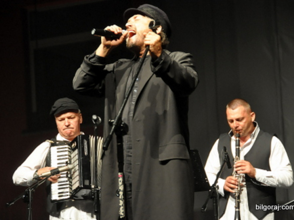 Muzyka i taniec sąsiadów (FOTO)