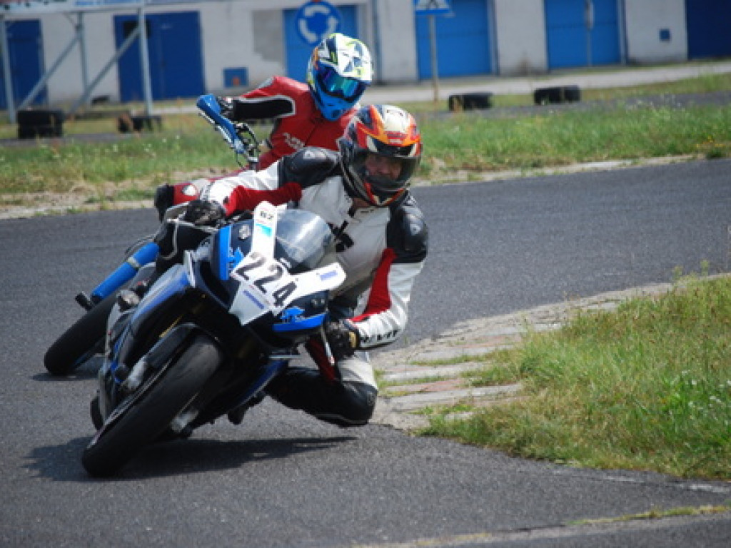 Wyścigi wraków i szkolenia dla motocyklistów (FOTO, WYNIKI)