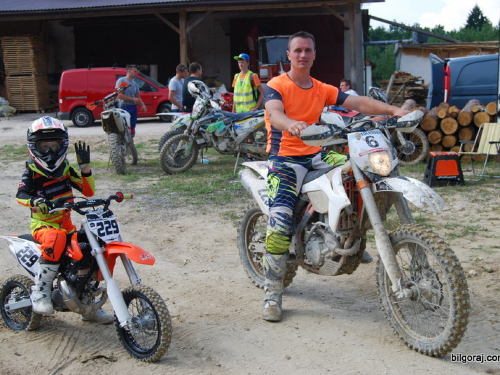 Wyścigi wraków i szkolenia dla motocyklistów (FOTO, WYNIKI)