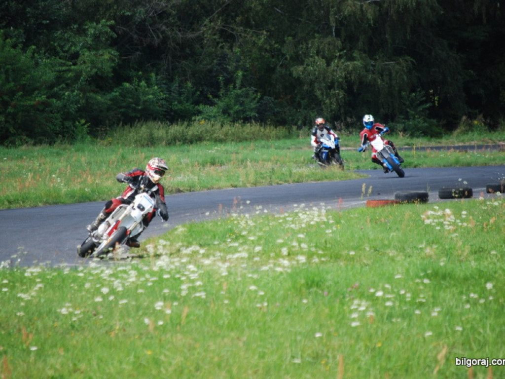Wyścigi wraków i szkolenia dla motocyklistów (FOTO, WYNIKI)