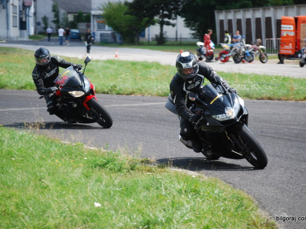 Wyścigi wraków i szkolenia dla motocyklistów (FOTO, WYNIKI)