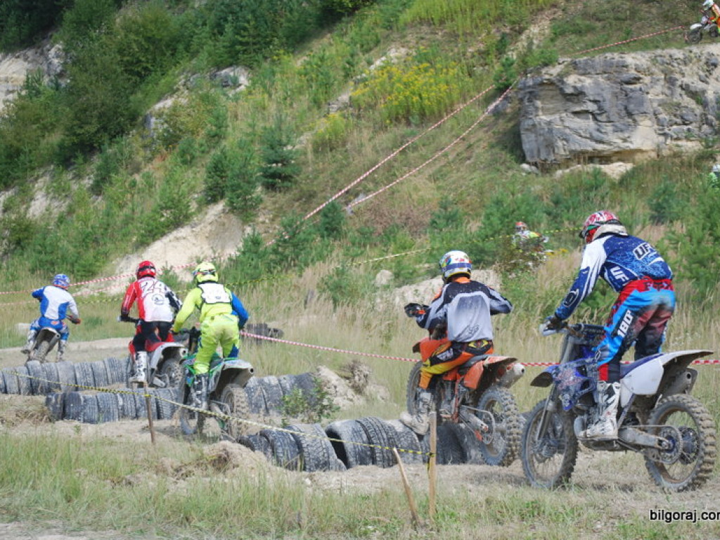 Wyścigi wraków i szkolenia dla motocyklistów (FOTO, WYNIKI)