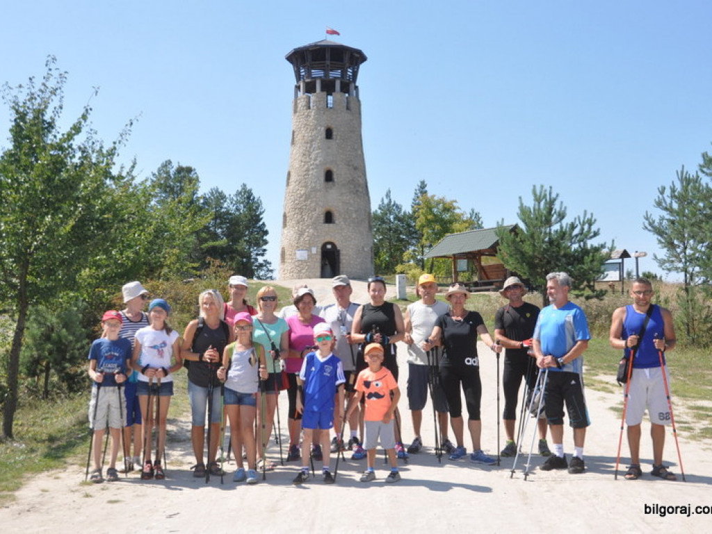 Rajd Nordic Walking po józefowskich szlakach (FOTO)