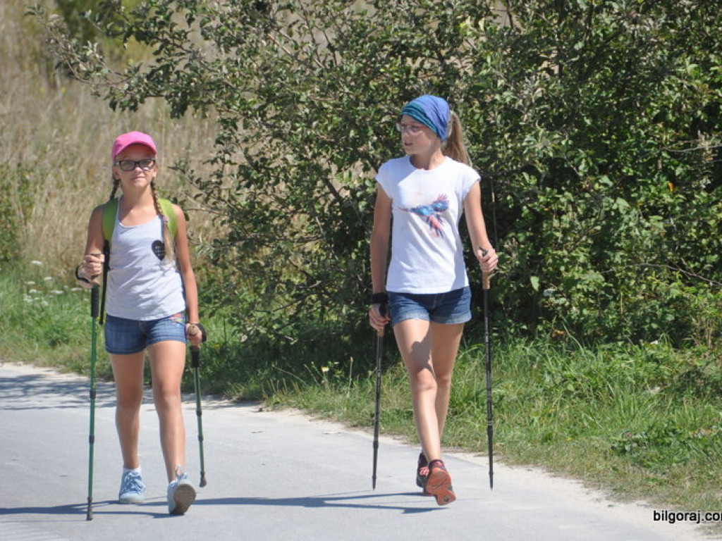 Rajd Nordic Walking po józefowskich szlakach (FOTO)
