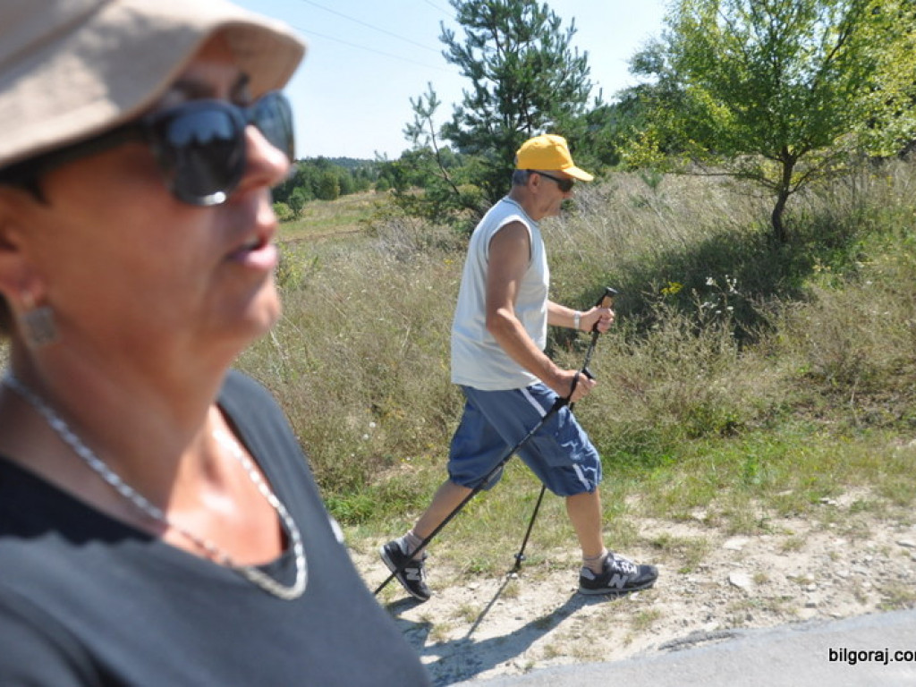Rajd Nordic Walking po józefowskich szlakach (FOTO)