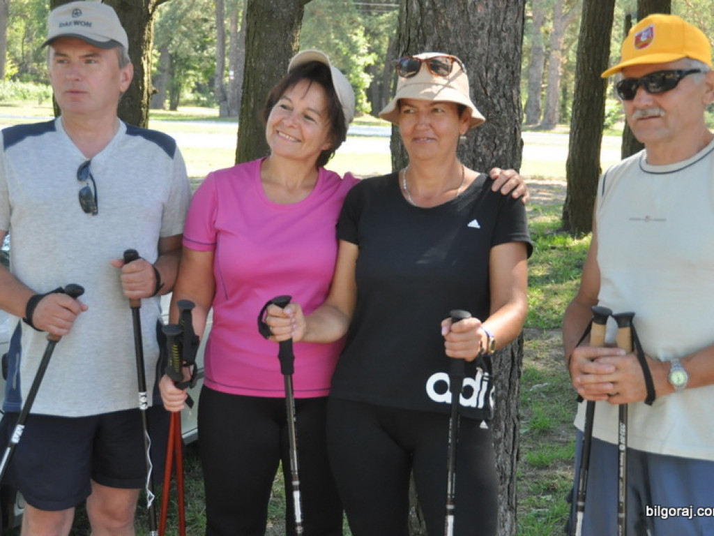 Rajd Nordic Walking po józefowskich szlakach (FOTO)