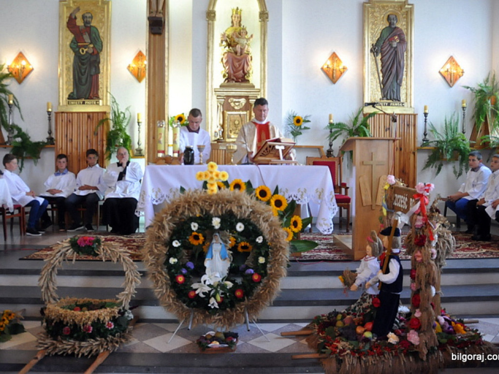 Dożynki gminno - parafialne w Gminie Tarnogród - Wola Różaniecka 2016 (FOTO)