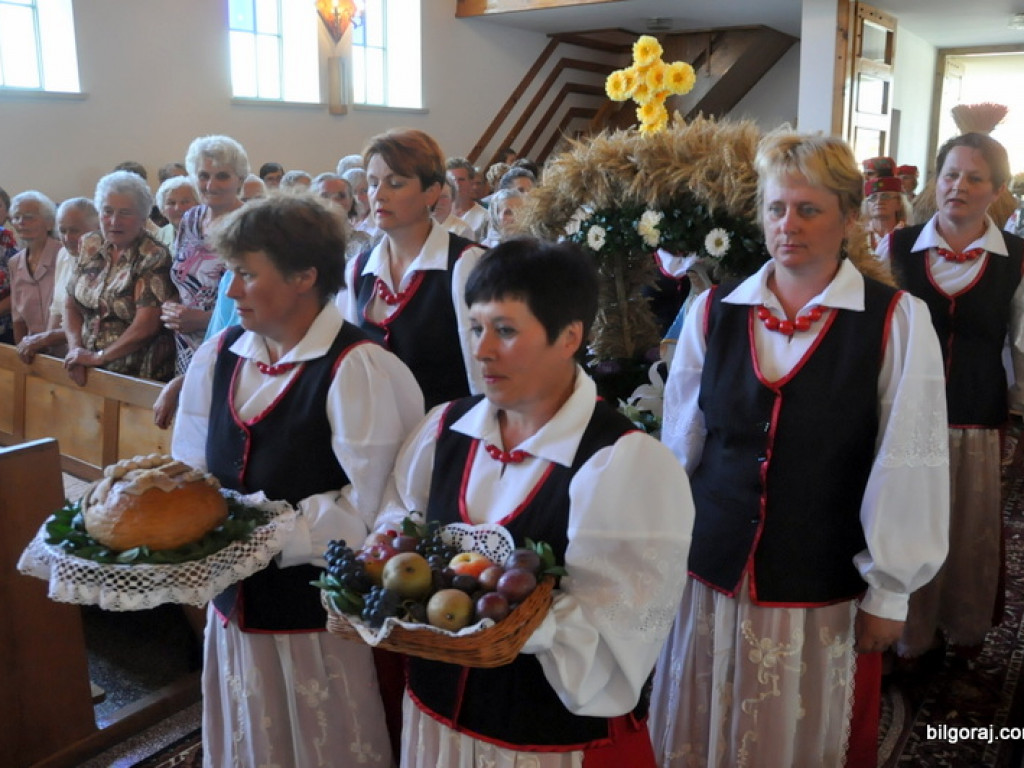 Dożynki gminno - parafialne w Gminie Tarnogród - Wola Różaniecka 2016 (FOTO)